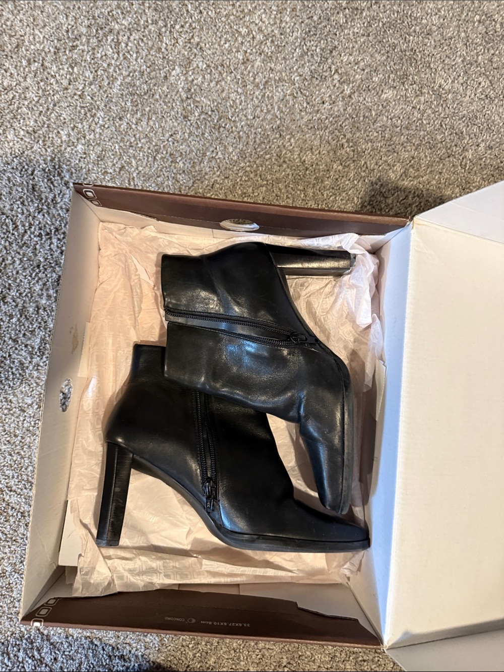Amanda Smith Black Leather Ankle Booties with Heel